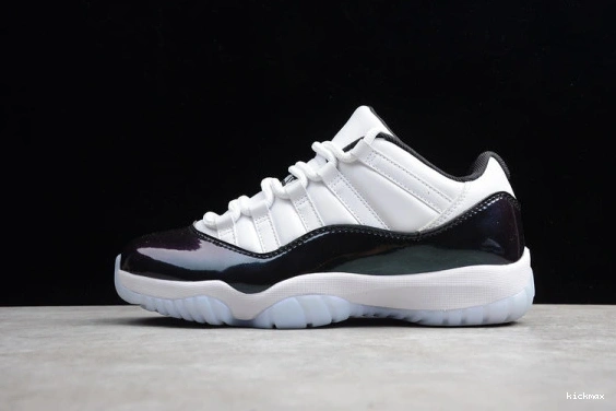 528895-145  Low 11 528895-145 Retro Jordan 'Emerald' AIR 0524